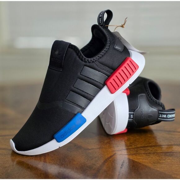 Adidas Originals NMD 360 C Kids Shoes Black White Red Blue Size 3 3Y Brand New - Picture 1 of 10